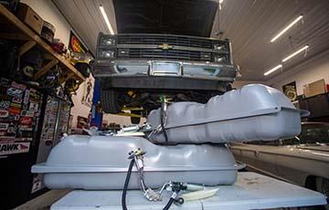 How To Make Your Squarebody's Fuel Tank EFI-Ready - www.holleyefi.se