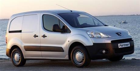Peugeot Partner L1H1 med serviceinredning från Liljas Bilinredningar AB