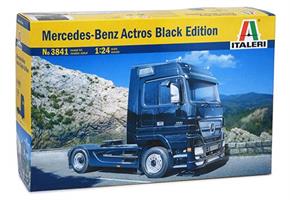 Mercedes Benz Actros Black