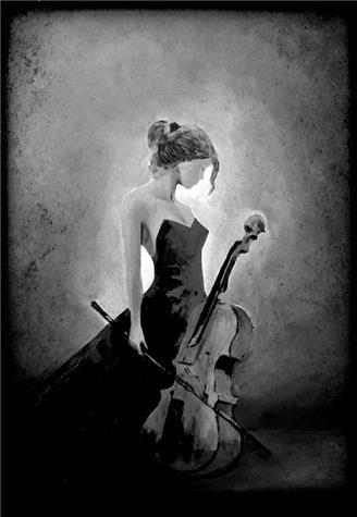 Åse Juul - Lady with cello B/W 