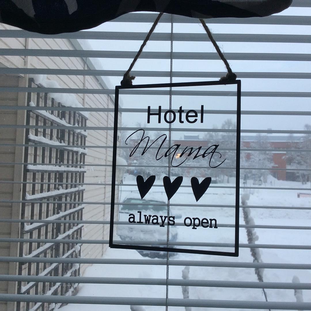 Hotel Mama