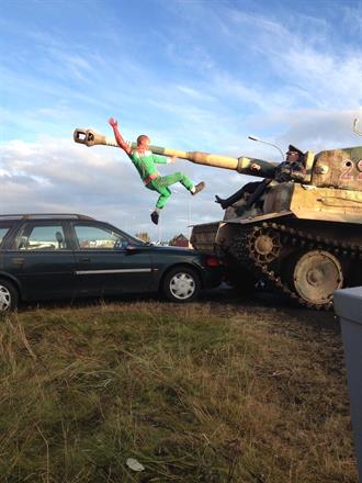 From a tank to a car, lovely! - "Dead Snow 2" 2013