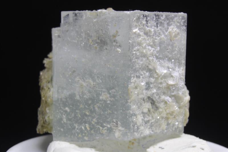 RÅ Akvamarin kristall med muskovit glimmer 