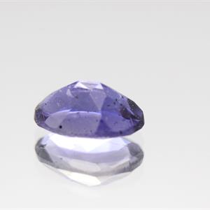 Fin liten oval blå-violett Ametist