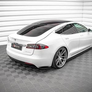 Bakfanger lepper Tesla Model S Carbon Look 2016- 