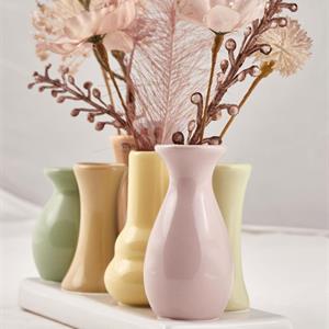 7 Vaser på rad pastell 2024