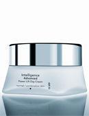 Intelligence Advanced Power Lift Day Cream spf15 normal/combin. Skin