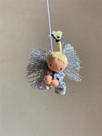 SÅLD! Liten skyddsängel med blond fläta 