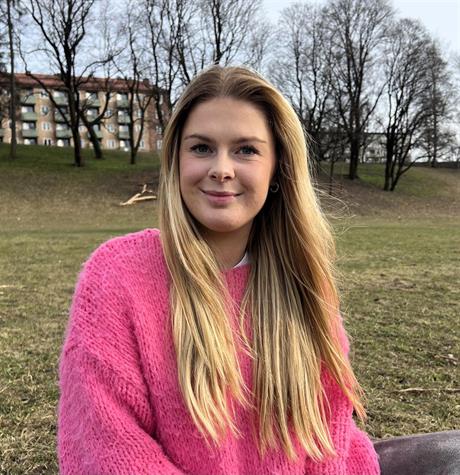 Emilie er barnevakt i Oslo
