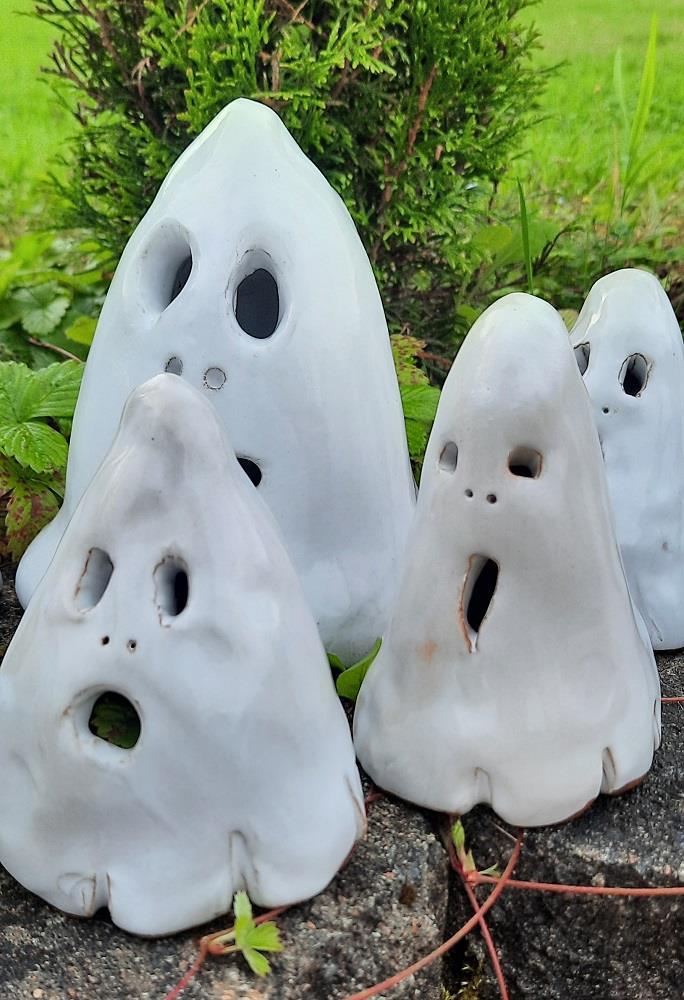Spöke stort i keramik