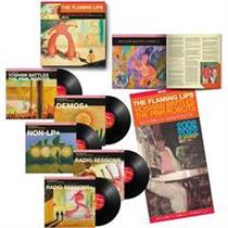 The Flaming Lips-Yoshimi Battles The Pink Robots. 1190,-