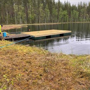 BRYGGA 2,10X3,00 MONTERAD