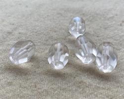 Bergkristallpärla oval prisma, 1,5x1,2 cm