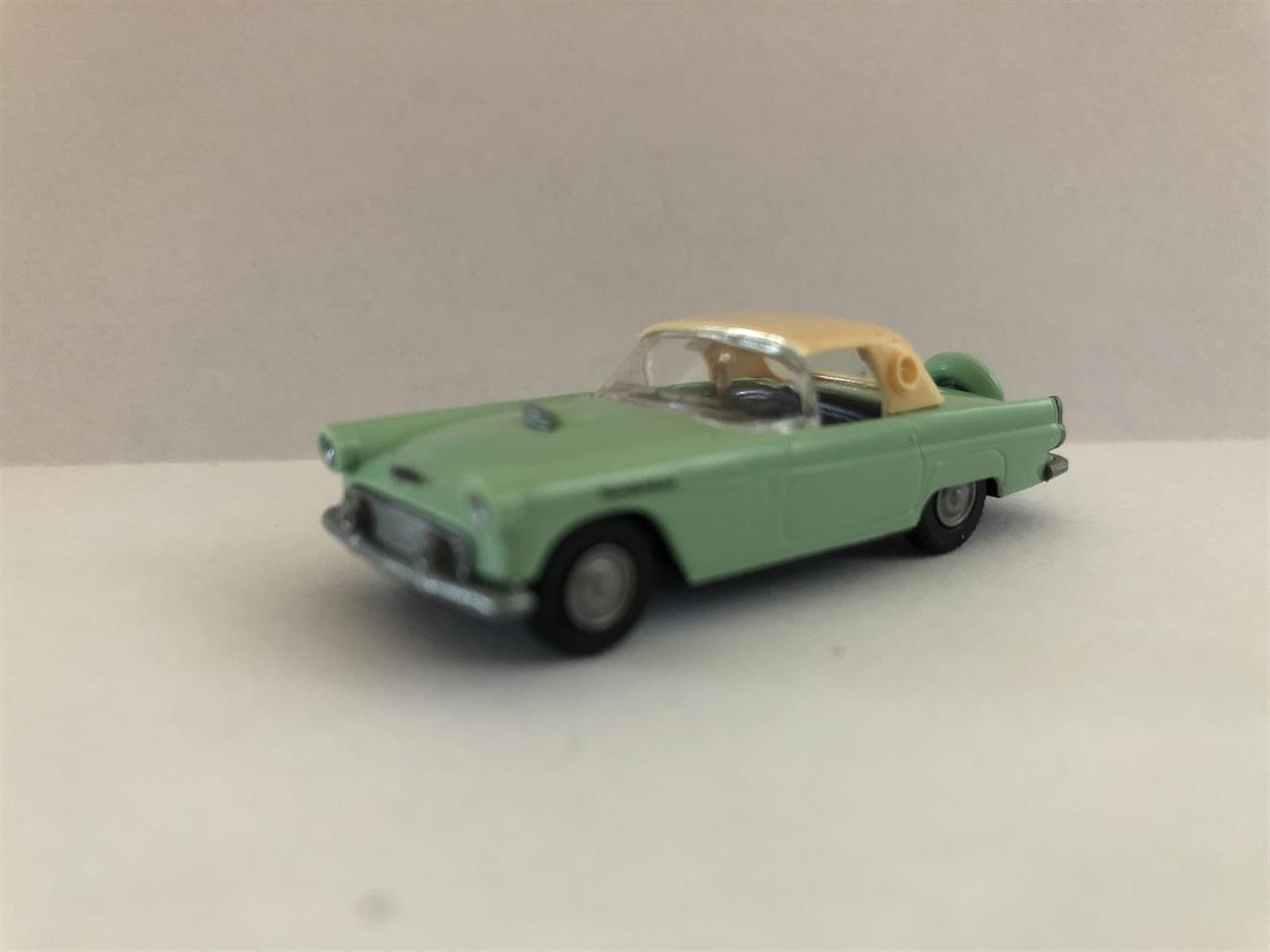 Ford Thunderbird '56 - lysegrønn (sorte dekk)