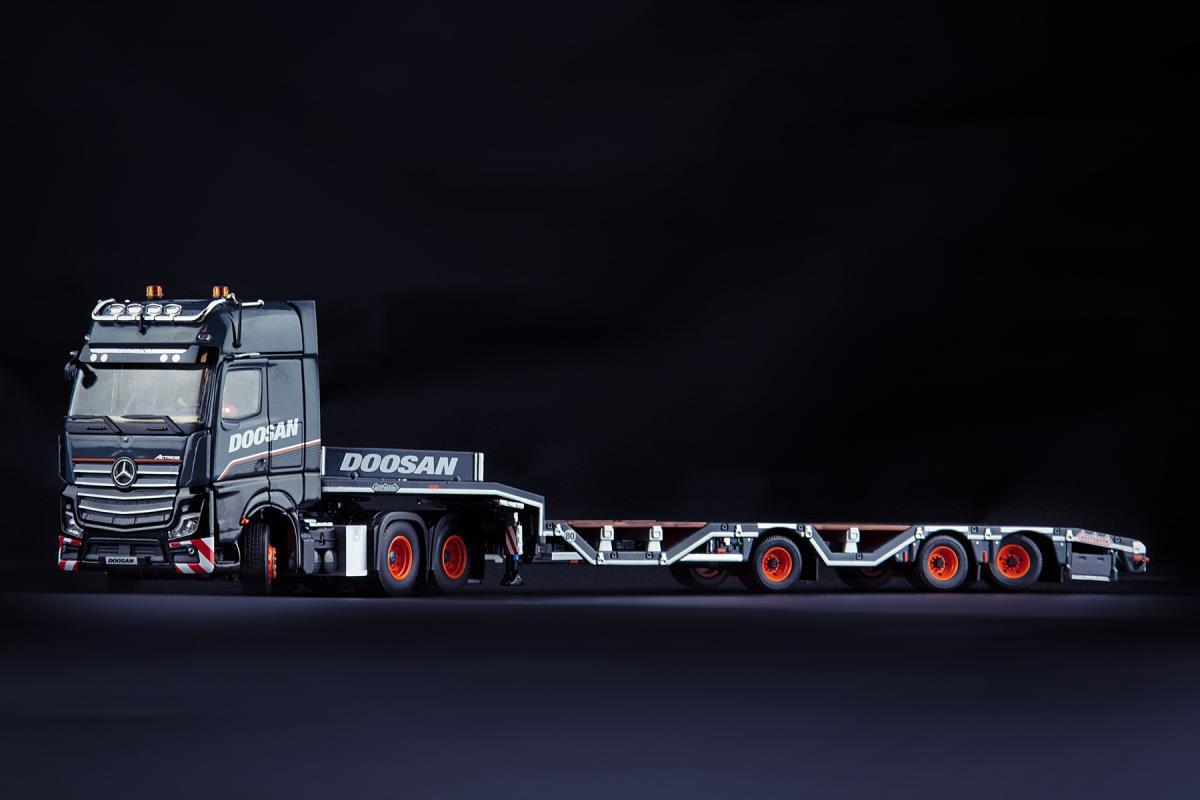 IMC MB Actros Giga Space m/Nooteboom lowloader DOOSAN  (T)