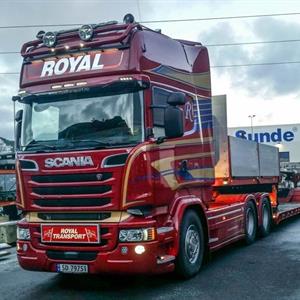 WSI Scania R Streamline Royal Transport (NO)