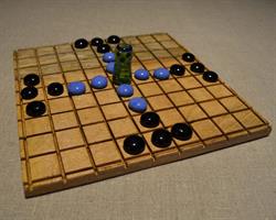 Hnefatafl, Bj 750