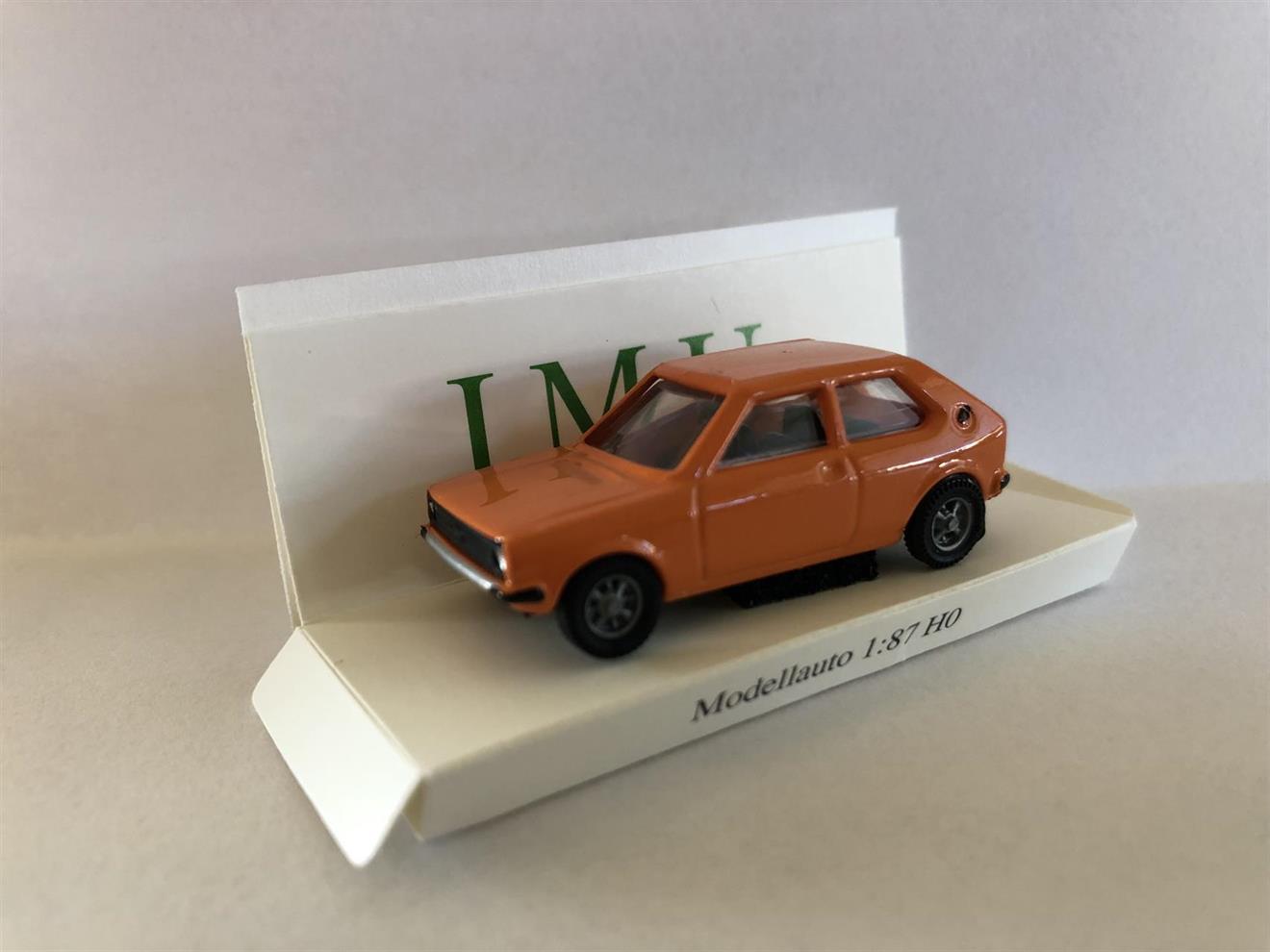 Audi 50 - oransje