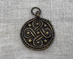 Amulett i brons