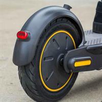 Segway-Ninebot G30 baklys