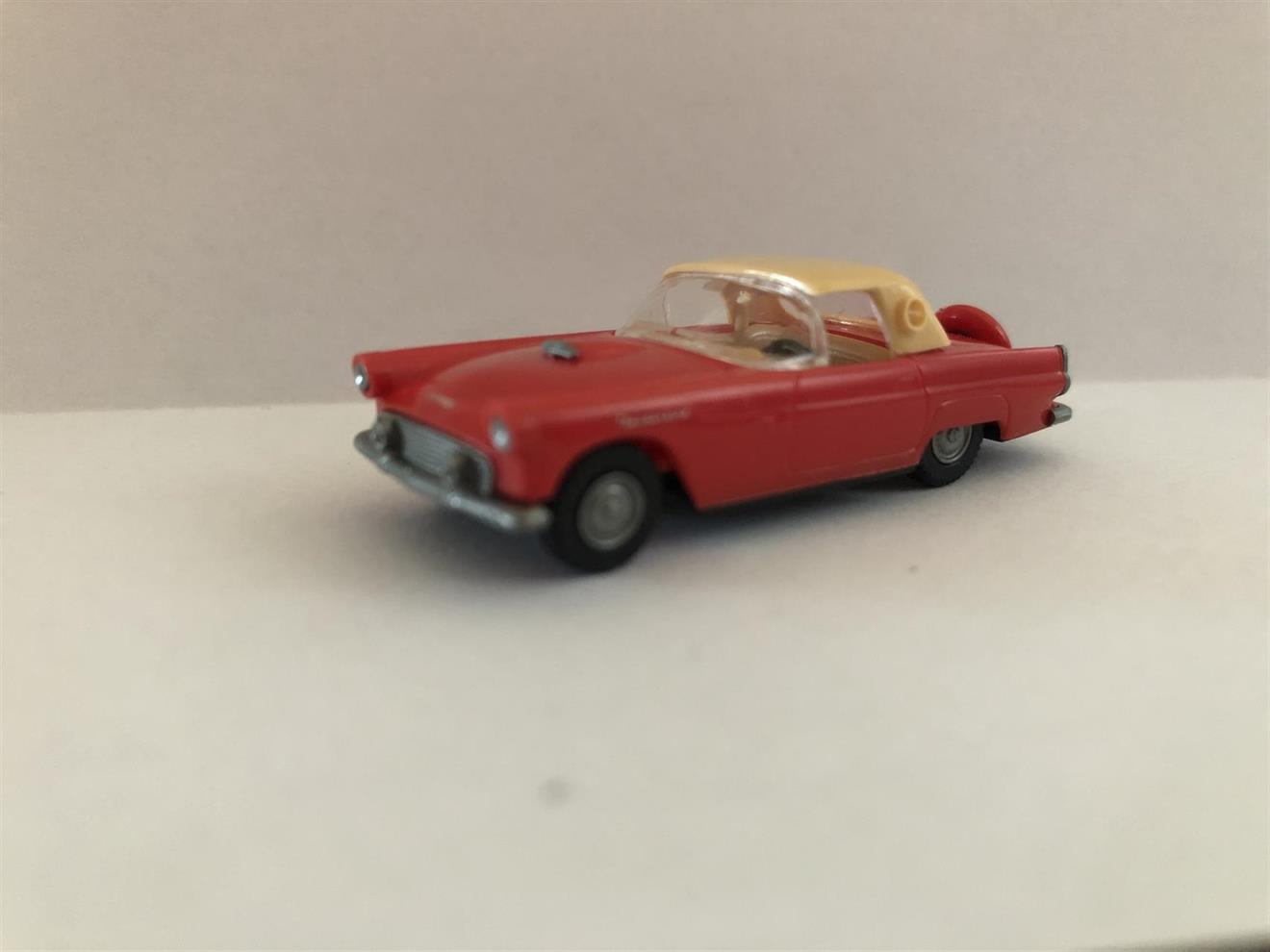 Ford Thunderbird '56 - rød (sorte dekk)