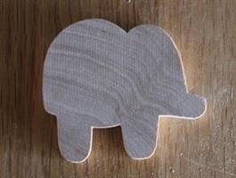 Trefigur med magnet, Elefant