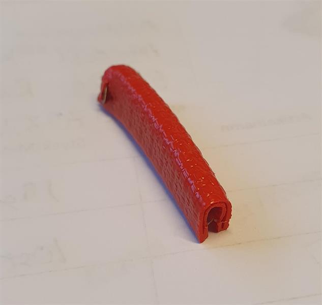 1--548 Röd 1-2mm kant