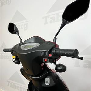 Taberg T408-2-4 promenadscooter röd 