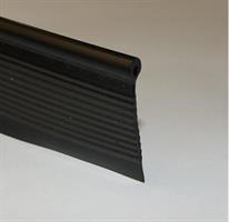 1-733 6mm svulst i svart plast