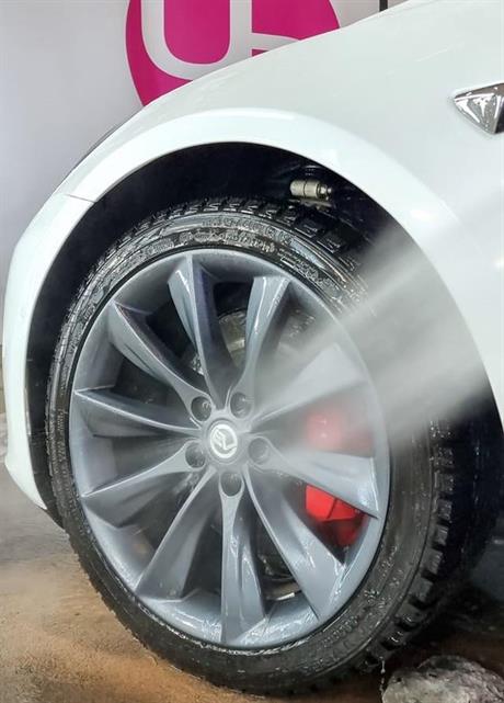 Kuinka usein auto kannattaa pestä?