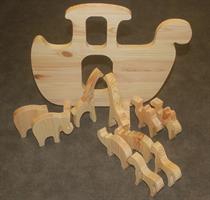 Noas ark med 5 par dyr UPUSSET